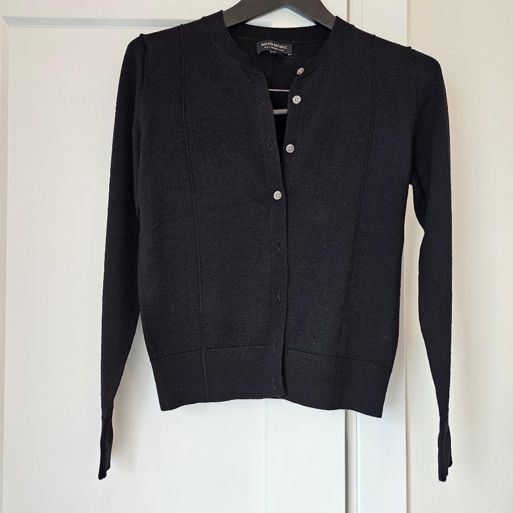 Banana Republic merino wool cardigan size XS